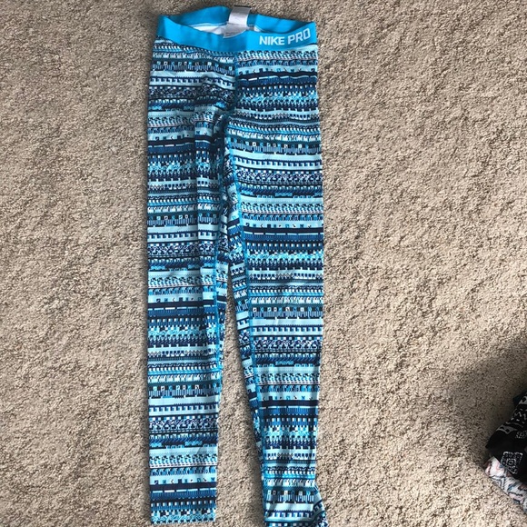 Nike leggings - Picture 1 of 4